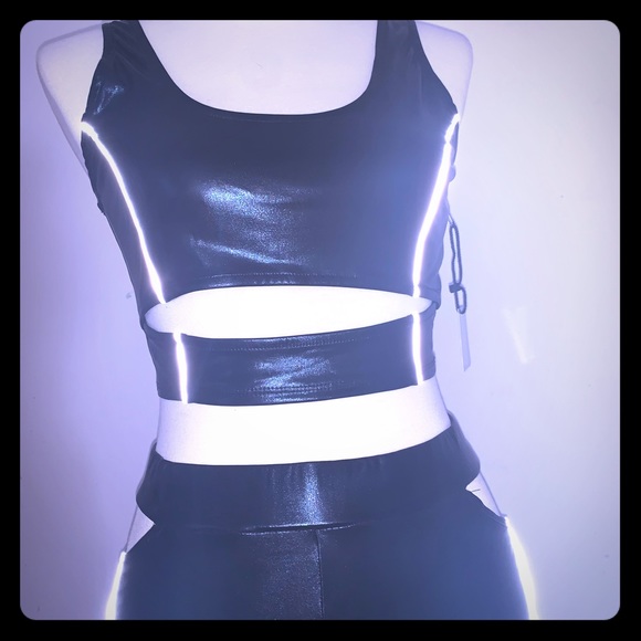Forever 21 Pants - BNWT FOREVER 21  crop top and bike short set